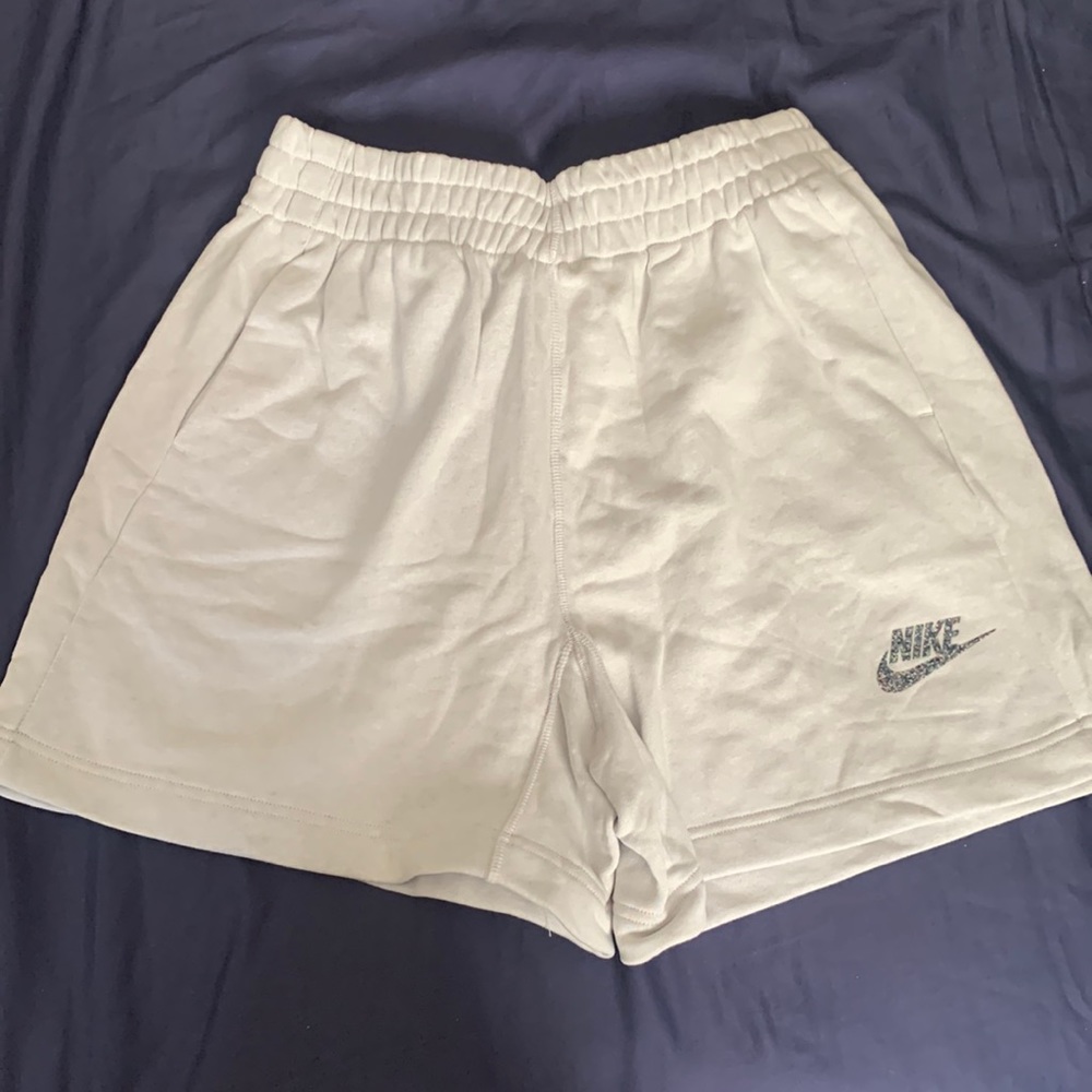 Nike shorts (large) new with tags